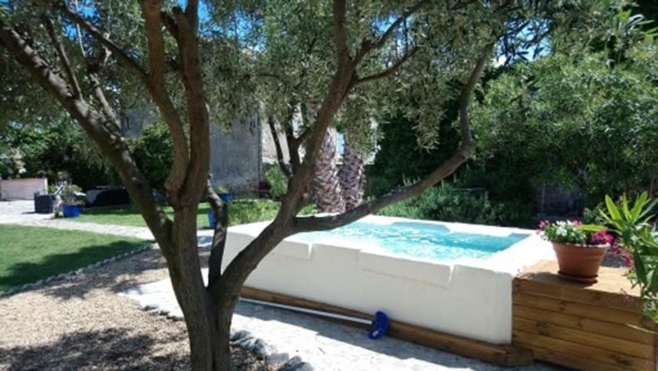 Au Jardin D'Amphora Bed & Breakfast Ginestas Екстериор снимка
